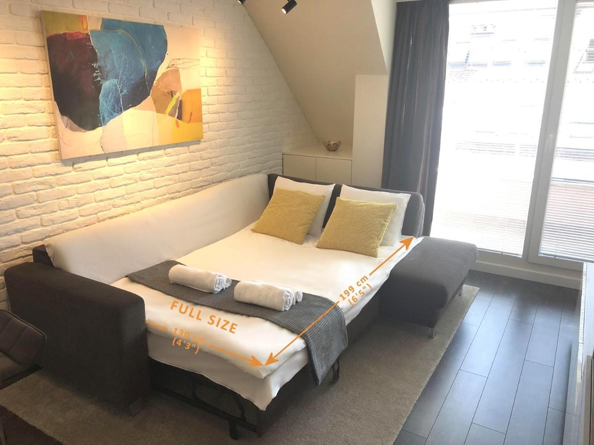 Unique Luxurious Jacuzzi Penthouse Duplex In Center! 2 Baths! Free Parking! Apartment *